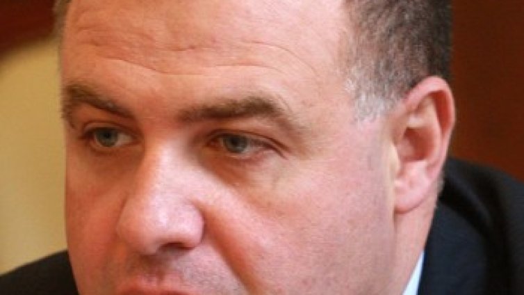 Заради бълхата няма да изгоря юргана, зарече се Найденов