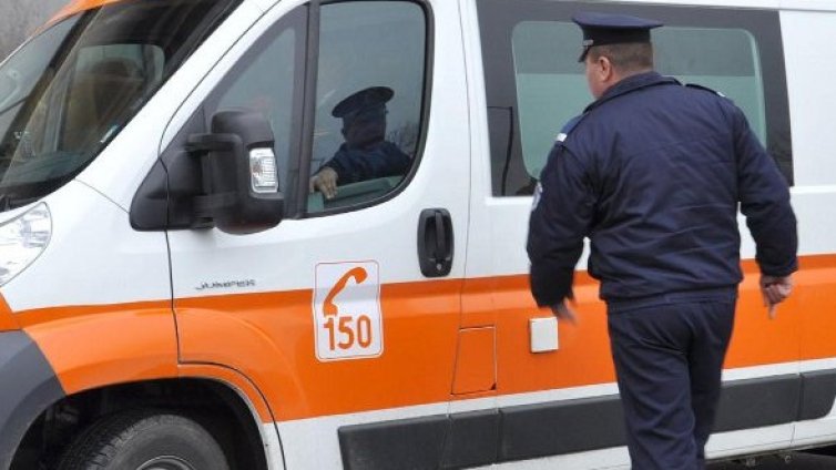 Абитуриент без книжка загина след удар в дърво