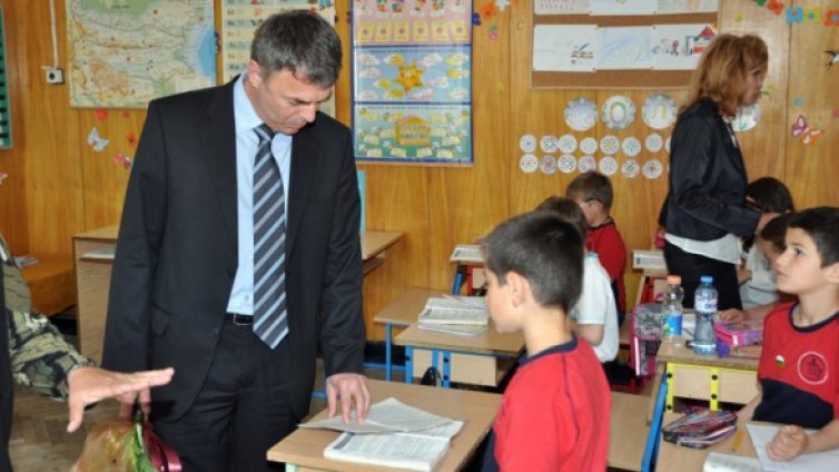 Малко ли е голямото междучасие?