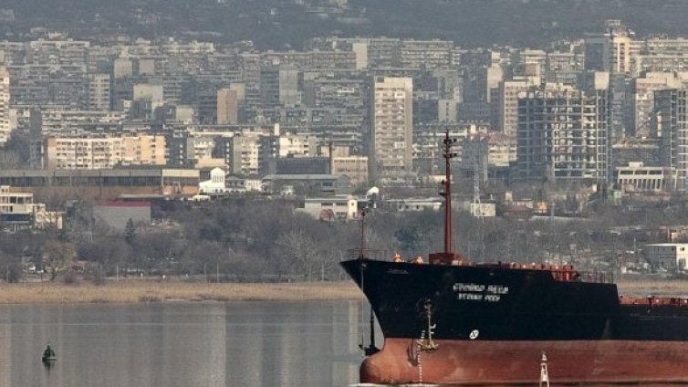 Контрабандни тенджери задържани във Варна