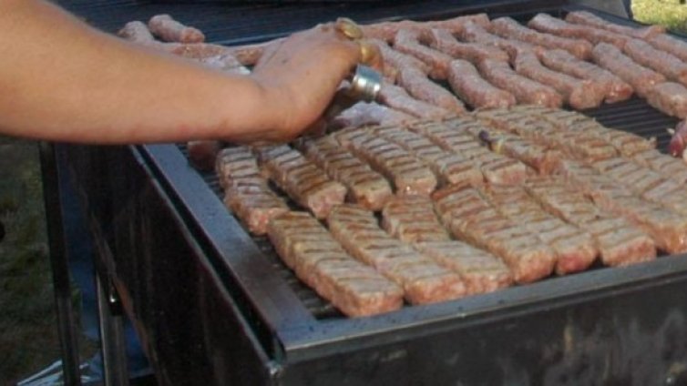 Инспектори проверяват кюфтетата след рождения ден в Розино