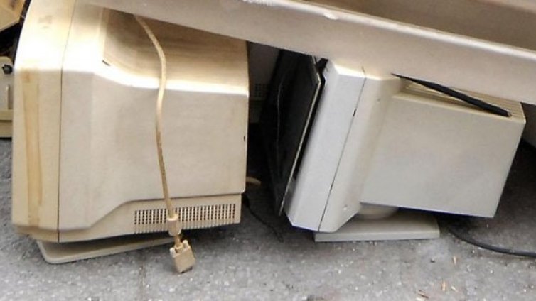 "Недосегаемите" запечата PC-тата на 26 данъчни