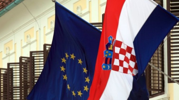 Хърватия в ЕС 2013 г., дотогава &ndash; мониторинг