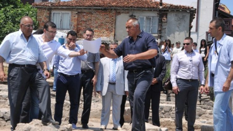 Не хора, които печелят от туризъм, а вредители!