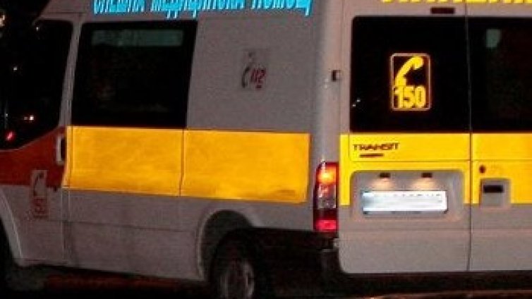 БМВ връхлетя върху велосипедист