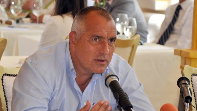 Борисов налива 2 млн. лв. в БНТ за родната "А" група