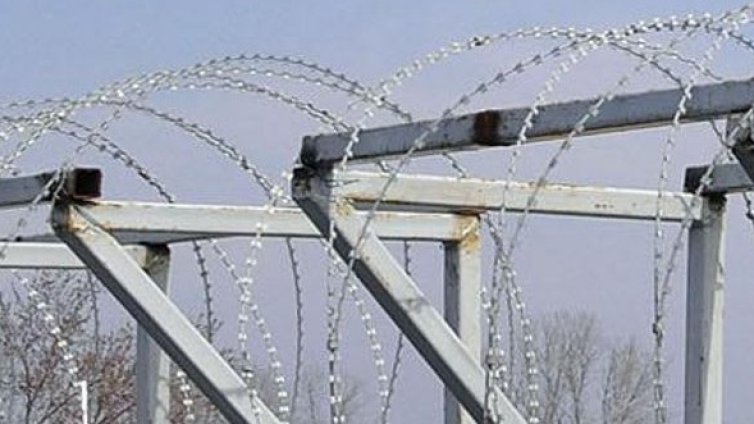 До октомври опъваме мрежата по границата с Турция