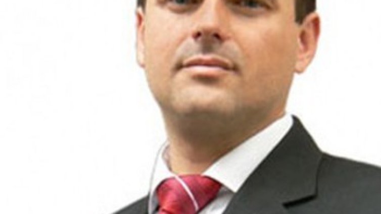 Искрен Веселинов