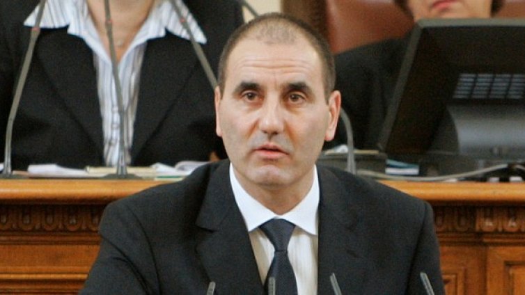 Без дарения в МВР!