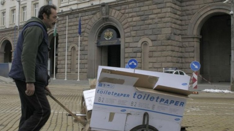 Клошар в София &ndash; минимум петдесетачка дневно