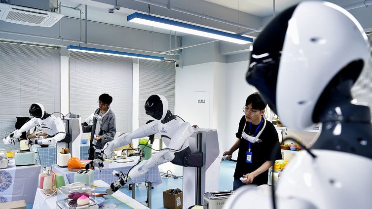 Защо компаниите, разработващи ИИ, искат да се страхувате от тях? 