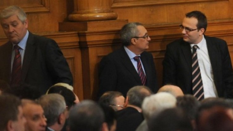 Нямало разлъка между сините, а различни подходи