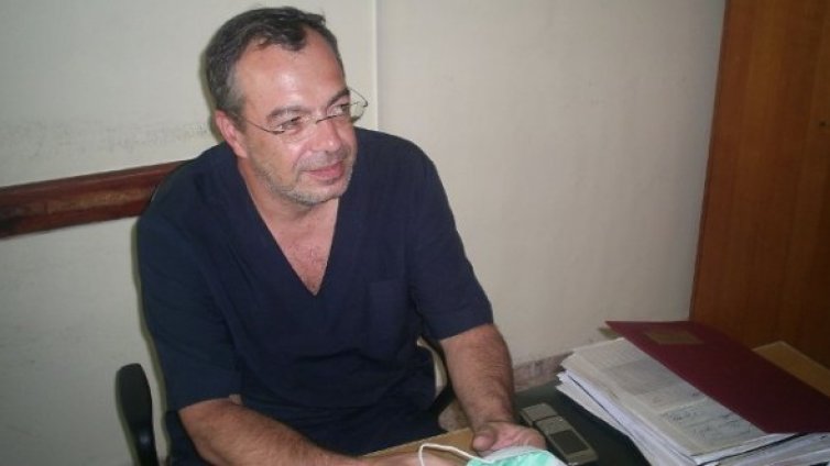 Пришиха откъснато ухо на пострадал от катастрофа