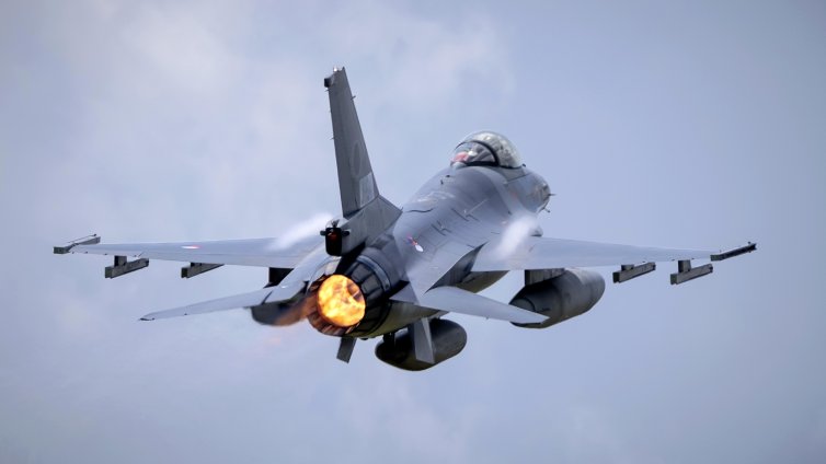 Филипините обмислят да се откажат от покупката на изтребители F-16