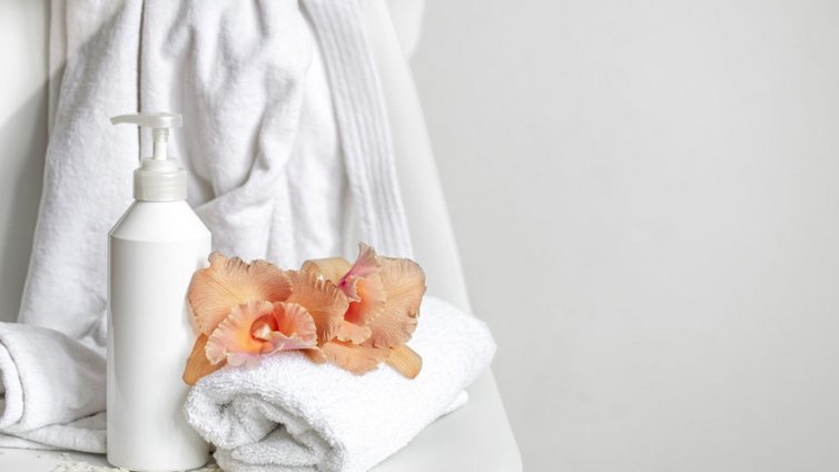 Как да се погрижите за сухата кожа и да върнете нейния комфорт