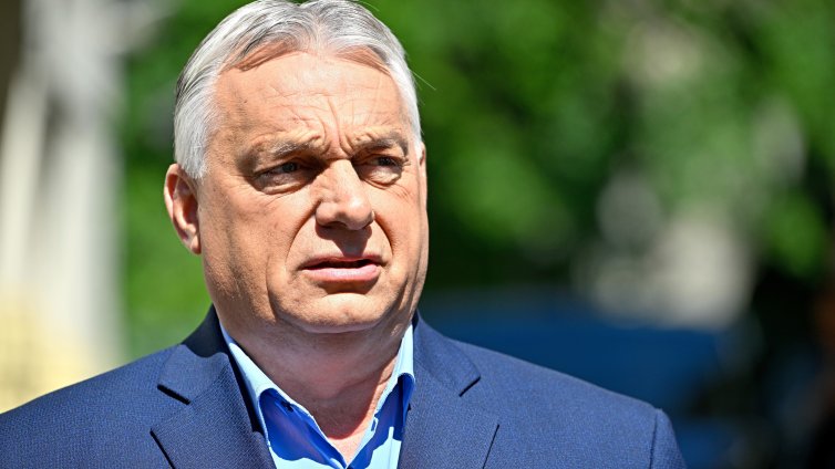 Орбан от Румъния: Трябва съпротива срещу управлението на Мадяр