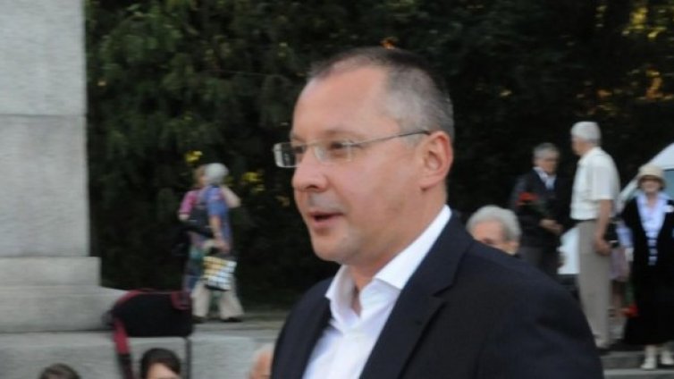 Прокуратурата пак ще мъдри обвинението срещу Станишев