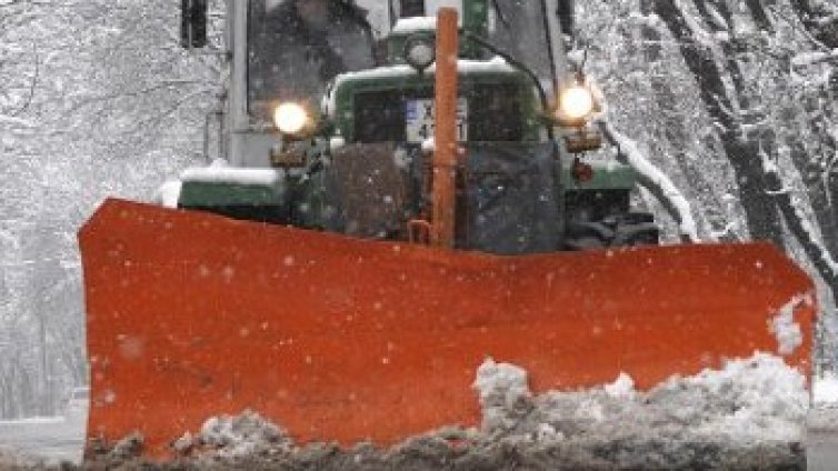 Шест автобуса с румънски туристи бедстват в Хаинбоаз