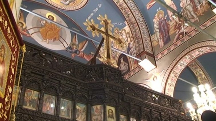 Облепиха с тапети православен храм в Пловдив
