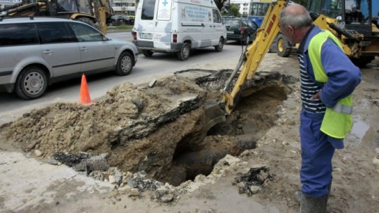 Спират водата в част от кв. "Стрелбище" на 15 ноември