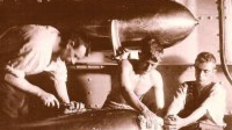 Ъпсурт goes METAL