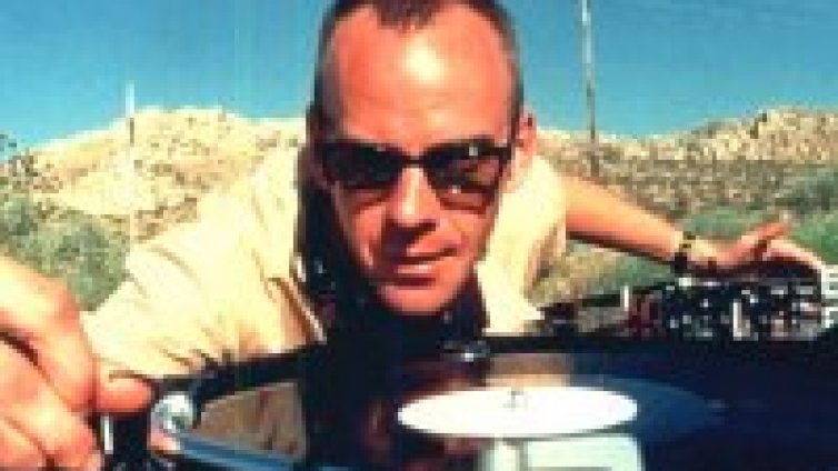 Fatboy Slim ще напомни за себе си след няколко дни