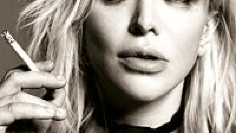 Courtney Love реши да се прави на &quot;майка Тереза&quot;