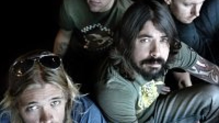 Foo Fighters в &quot;Спешно отделение&quot;