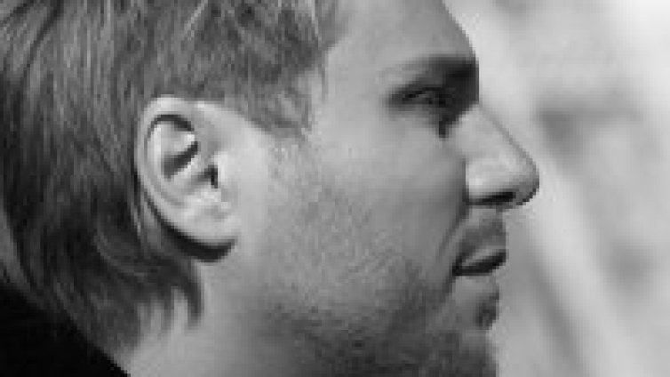 Миро изгуби контрол