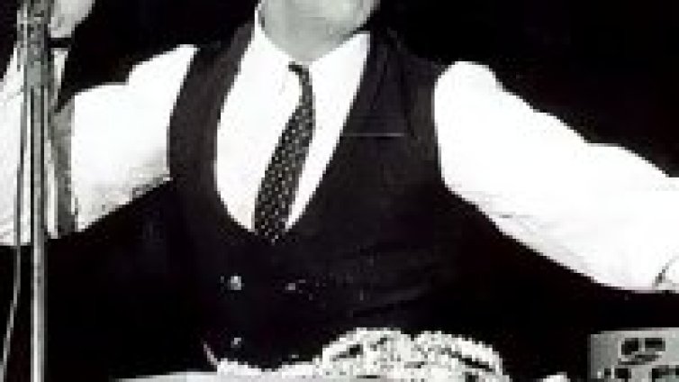 Почина Mike Smith от Dave Clark Five
