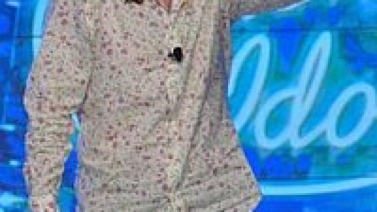 "Най-големия" бе позорно изритан!