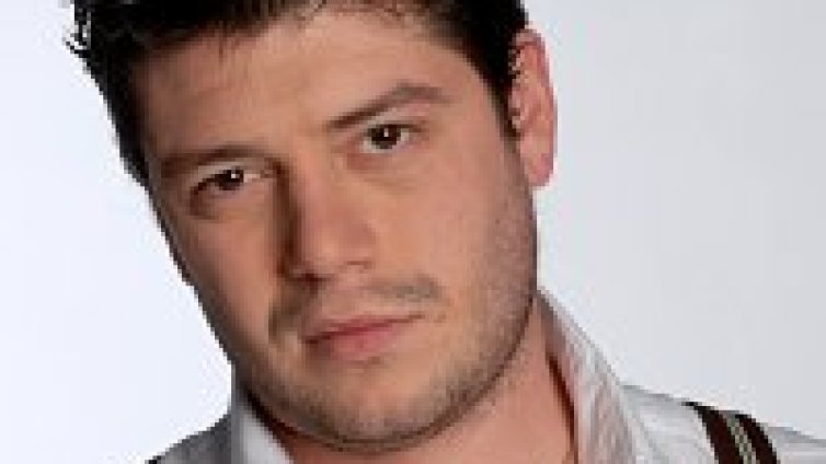 "Най-големия" отива при професор Вучков и Азис!