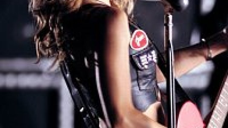 Sheryl Crow тръгват на турне заедно с бебето си