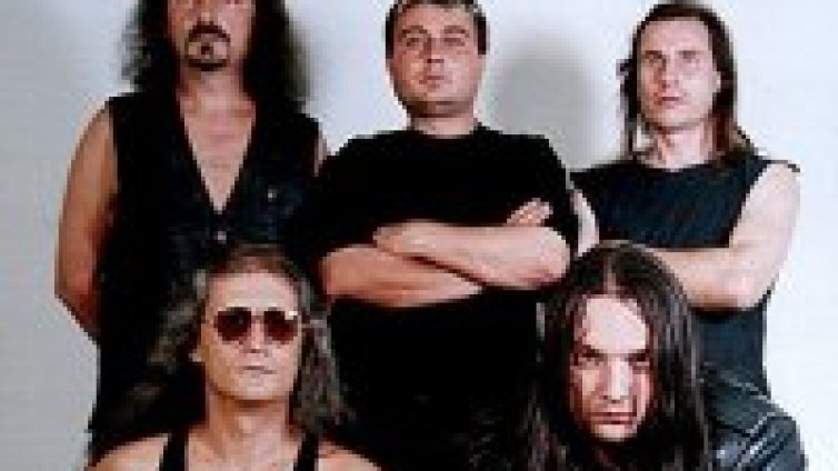 Епизод на 20 години, с нов албум и промо концерти!