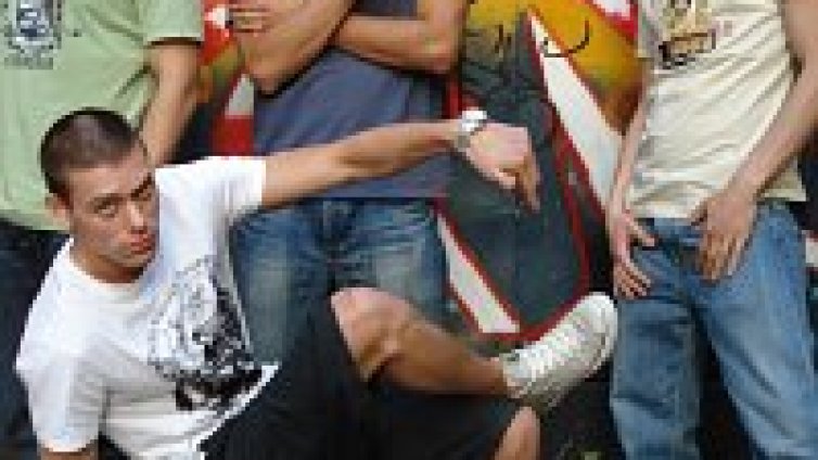 Сантра и Кристо и Electric Force Crew ще изпитват танцьори на открито