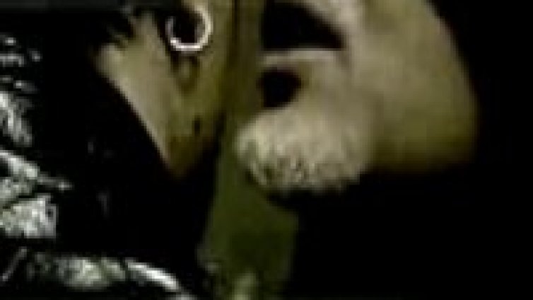 &bdquo;Дай ми лед&rdquo; е новата R'N'B песен на... Азис?