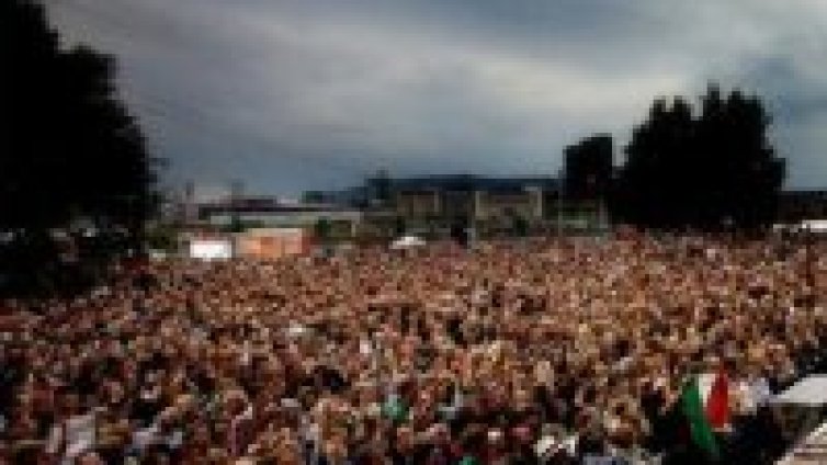 Sonic Youth потвърдиха за Oya Festival