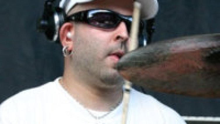 Почитаме Църо на концерта на Ministry в събота!