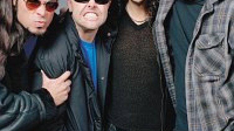 Движението около Националния стадион - забранено заради Metallica!