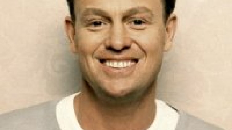 Jason Donovan се завръща!