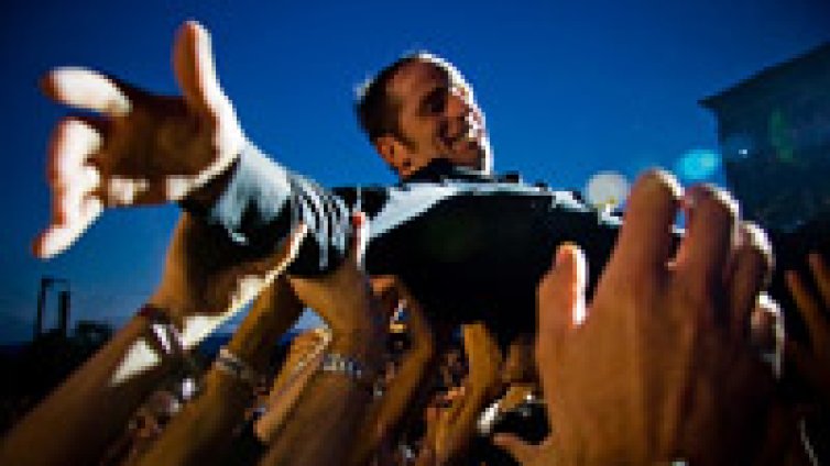 Три яки рок албума! Сваляй безплатно!