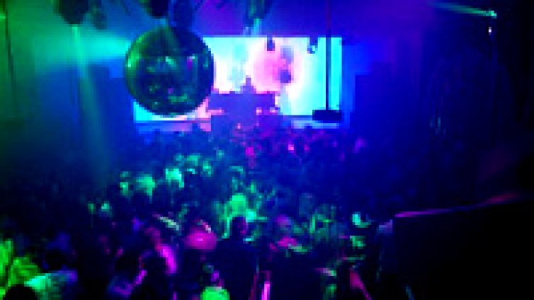 Club Tunes: Какво слушаме през декември