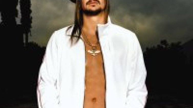 Kid Rock и мацка от Pussycat Dolls подгряват кечисти!