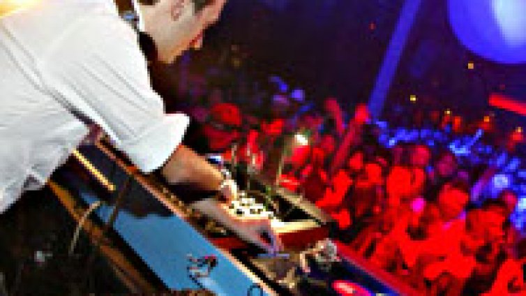 Paul van Dyk разтърси с тежък саунд