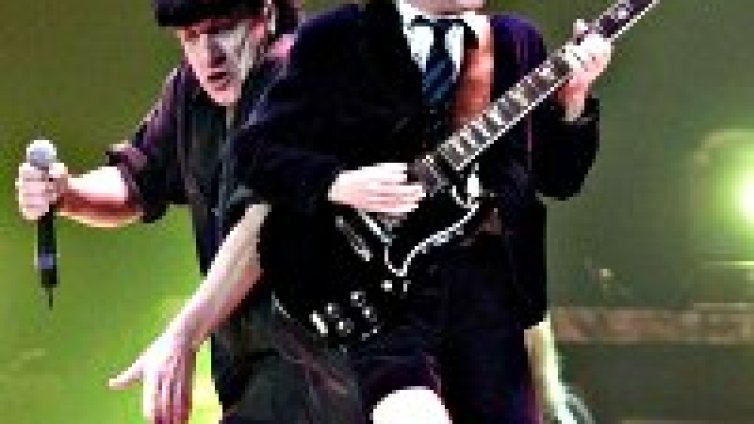 AC/DC се пенсионират през 2011