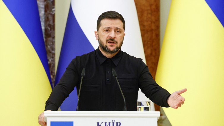 Зеленски: Русия използва петролни танкери за разузнаване и саботажи