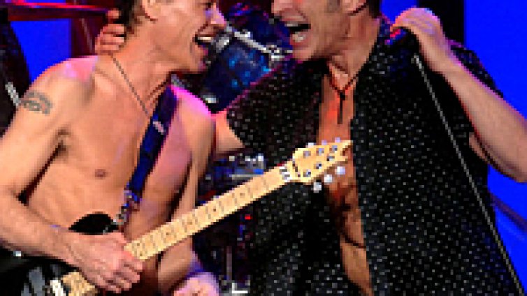 Срамен скандал - Van Halen обират феновете си?