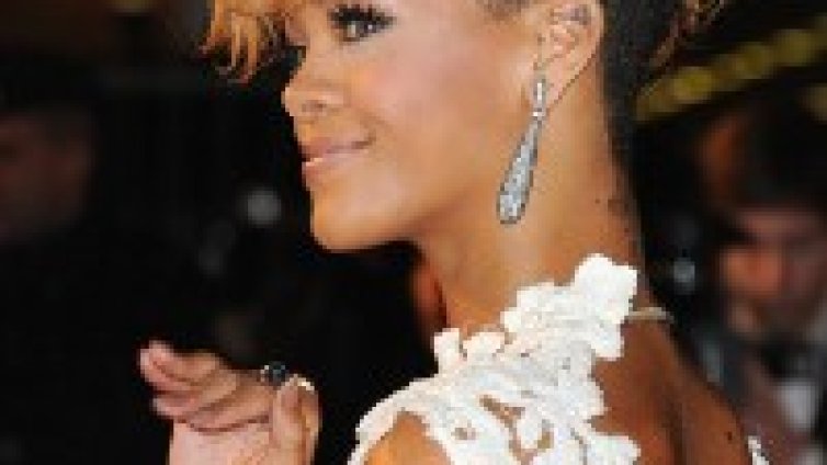 Хаос и травми на музикалните награди NRJ