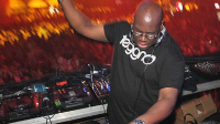 Промо билетите зa Carl Cox разграбени