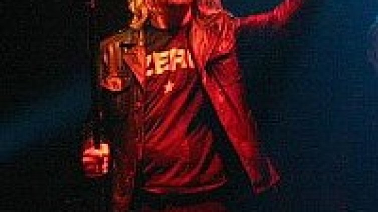 Защо всички мразят НМА?